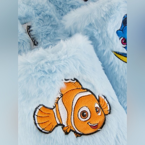 Disney / Pixar Finding Nemo Slippers - Picture 9 of 9